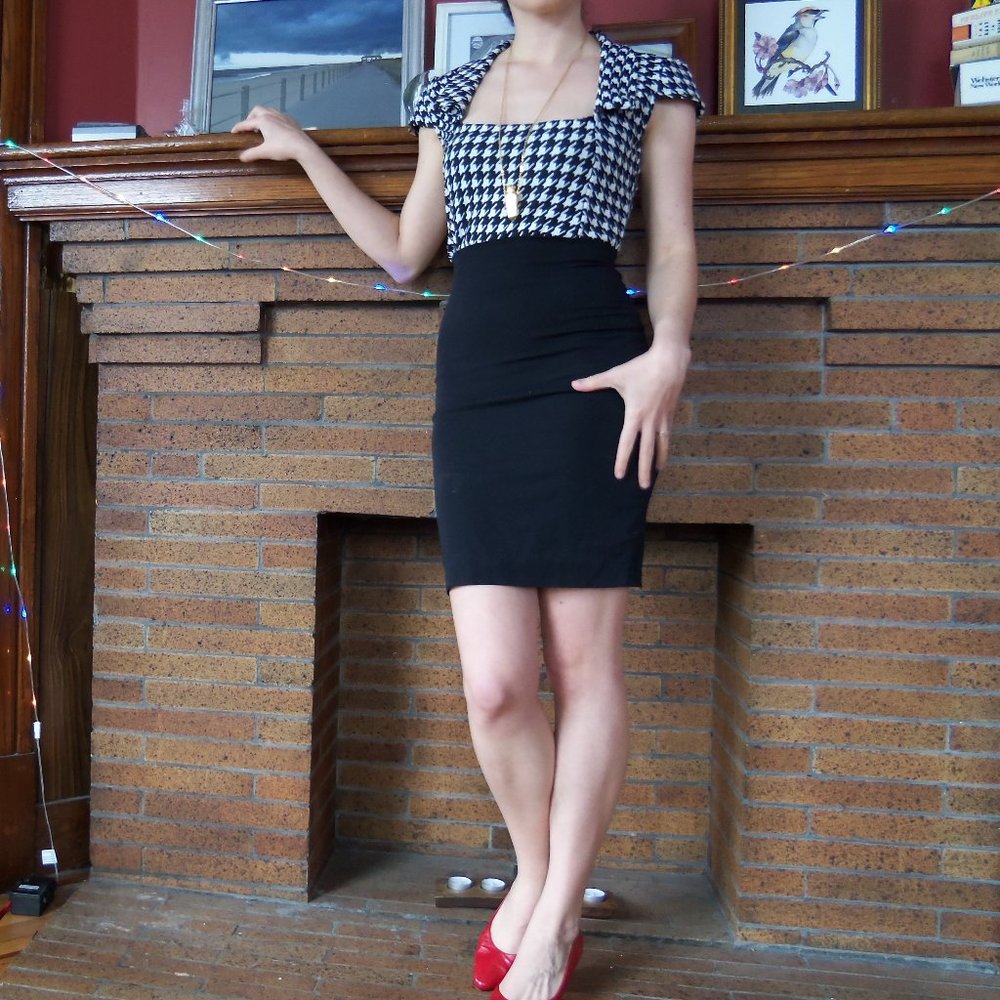 Wiggle Retro Houndstooth Dress - s/XS